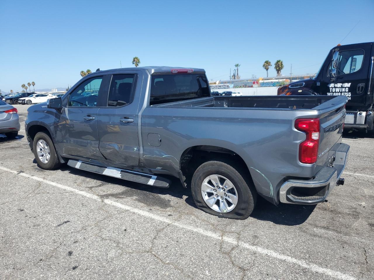 Изображение 2 2020 CHEVROLET SILVERADO C1500 LT 2020 с VIN 1GCRWCEK4LZ279633