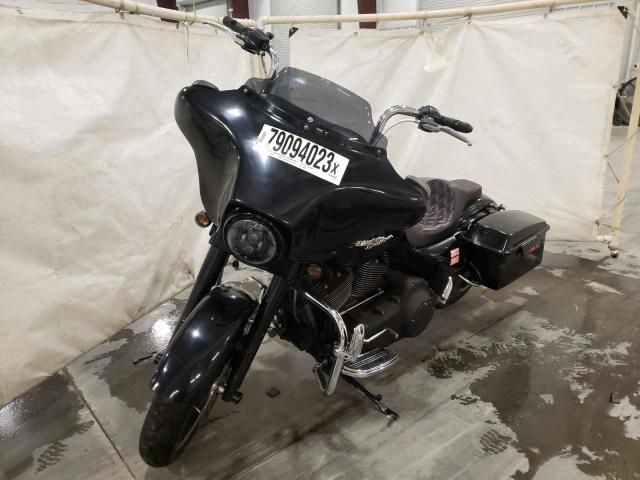 Image 2 of 2010 HARLEY-DAVIDSON FLHX  2010 with VIN 1HD1KB435AB645858