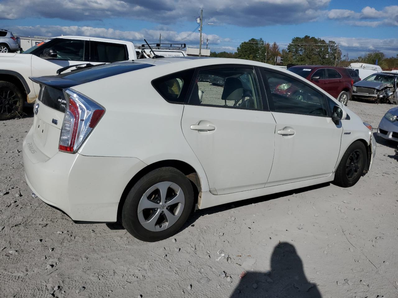 Изображение 3 2015 TOYOTA PRIUS  2015 с VIN JTDKN3DU1F1983833