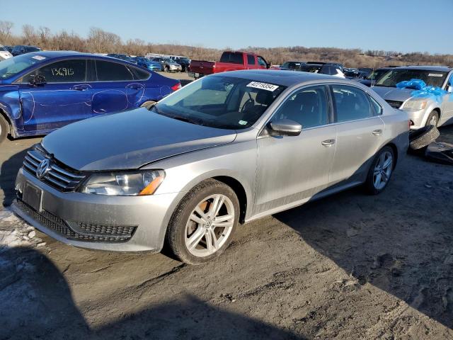 Obraz 1 z 2014 VOLKSWAGEN PASSAT SE 2014 z VIN 1VWBS7A37EC060476