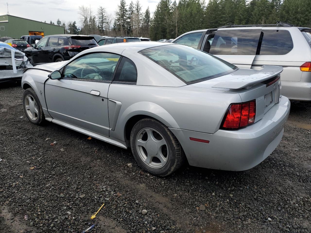 Obraz 2 z 2002 FORD MUSTANG  2002 z VIN 1FAFP404X2F199984