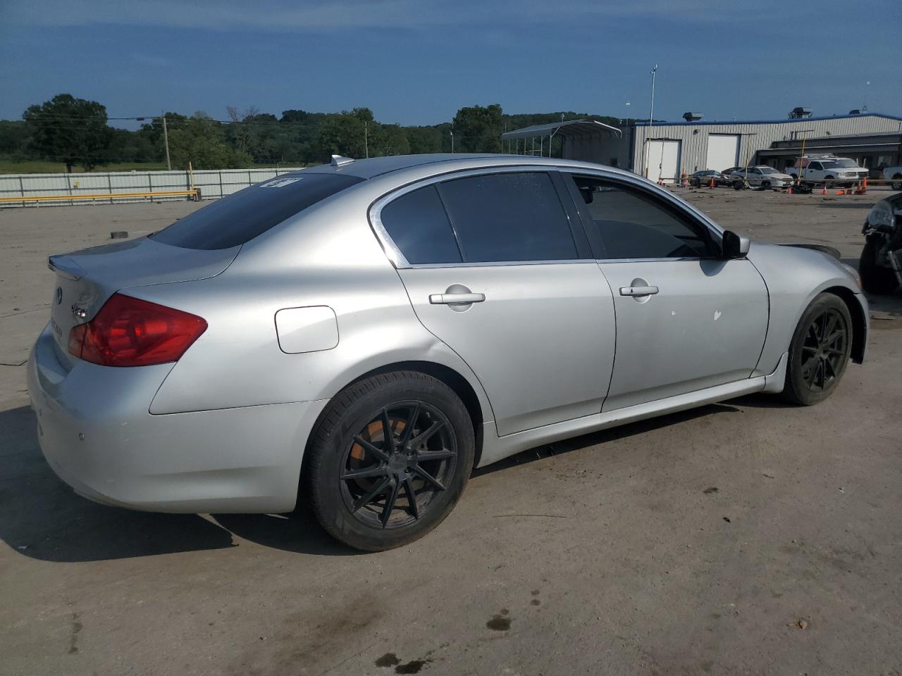 Obraz 3 z Infiniti G37 2012 z VIN JN1CV6AR9CM678048