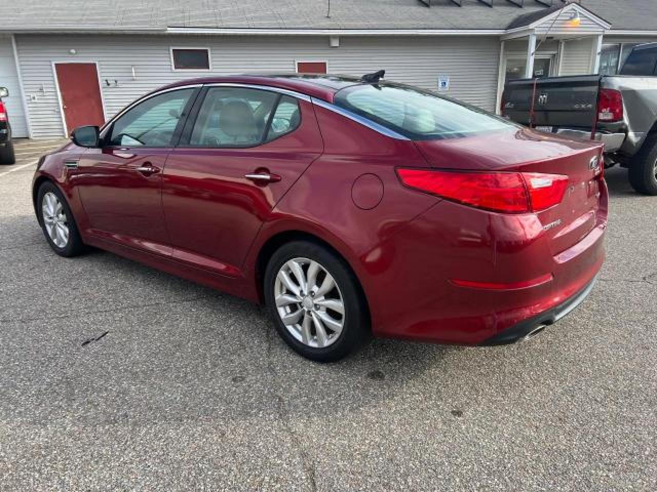 Изображение 3 2014 KIA OPTIMA EX 2014 с VIN 5XXGN4A79EG341745