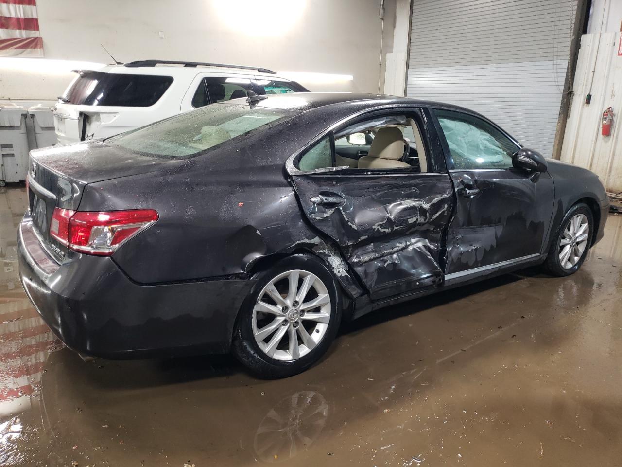 Obraz 3 z 2011 LEXUS ES 350 2011 z VIN JTHBK1EGXB2436021