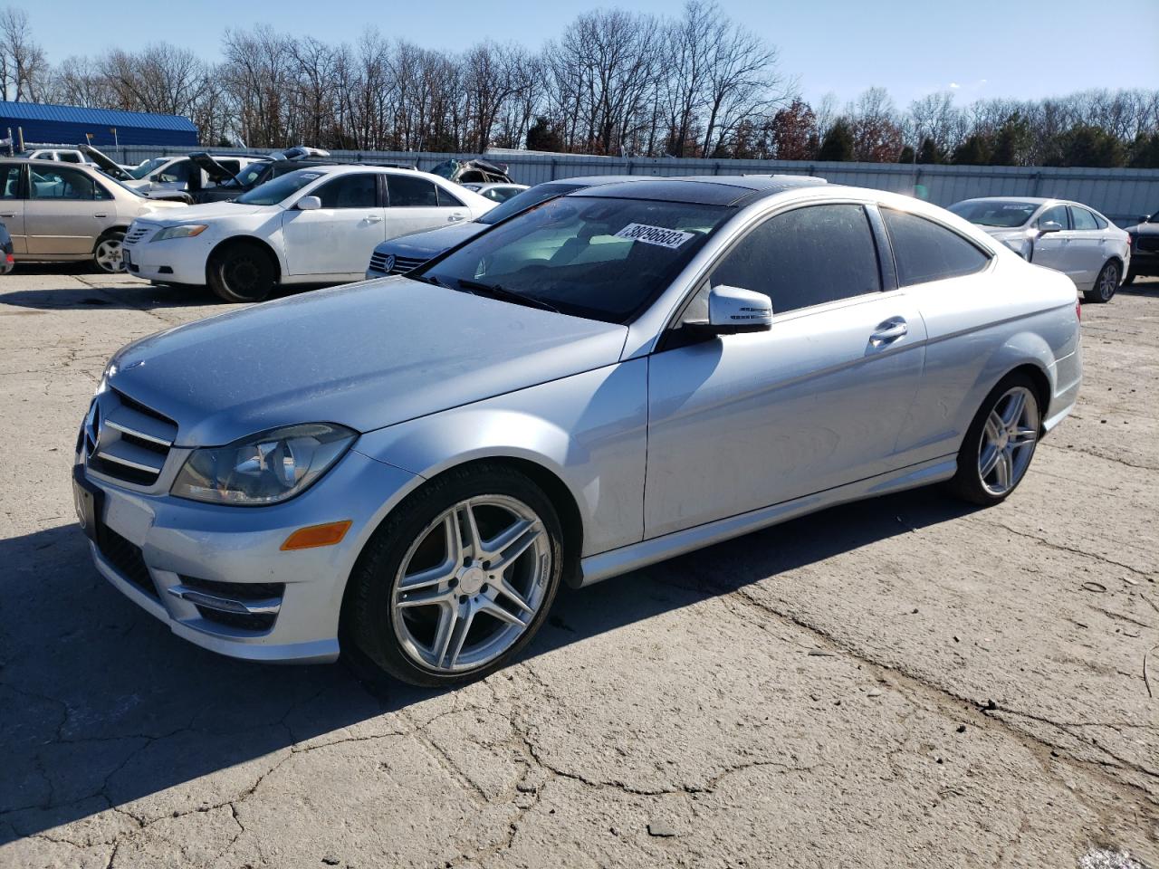 Image 1 of 2013 MERCEDES-BENZ C 250 2013 with VIN WDDGJ4HB8DG066436