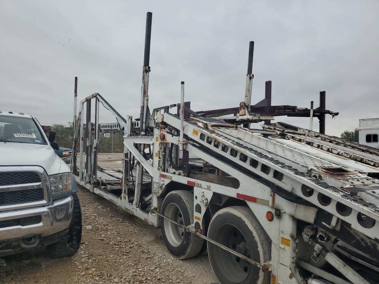 Image 3 of 2004 BOYD CARHAULER 2004 with VIN 1B9CS45284P275502