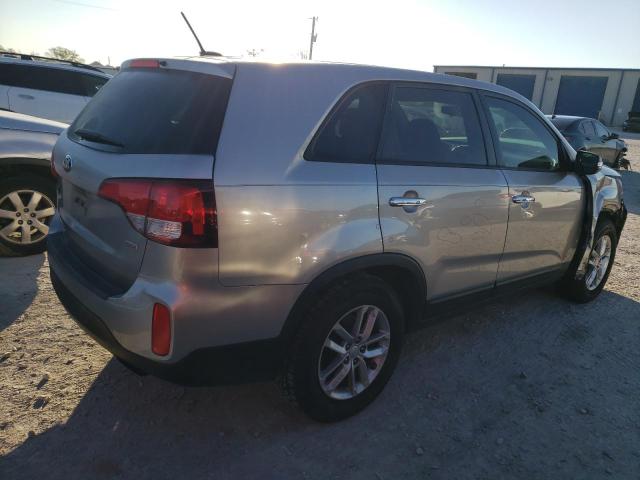 Изображение 3 2015 KIA SORENTO LX 2015 с VIN 5XYKT3A61FG594069