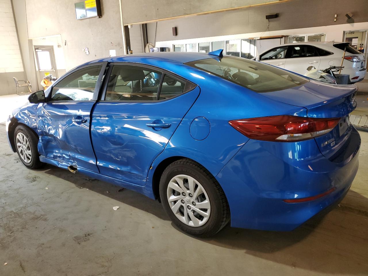 Image 2 of 2017 HYUNDAI ELANTRA SE 2017 with VIN KMHD74LF4HU370761