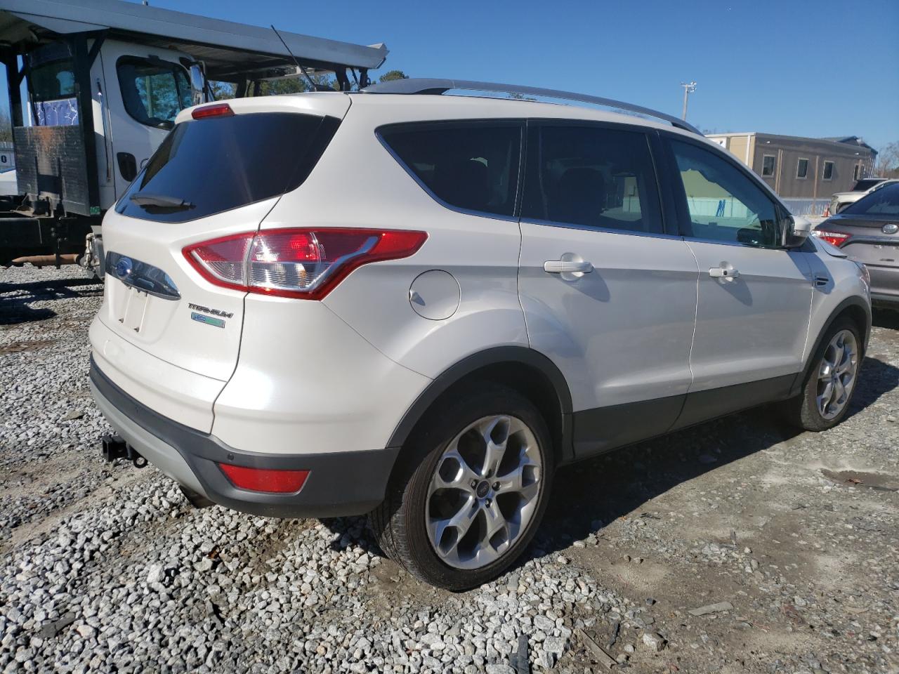 Изображение 3 2016 FORD ESCAPE TITANIUM 2016 с VIN 1FMCU0J99GUB03432