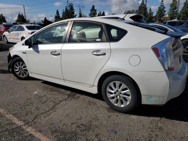 Obraz 2 z 2015 TOYOTA PRIUS PLUG-IN  2015 z VIN JTDKN3DP6F3071570