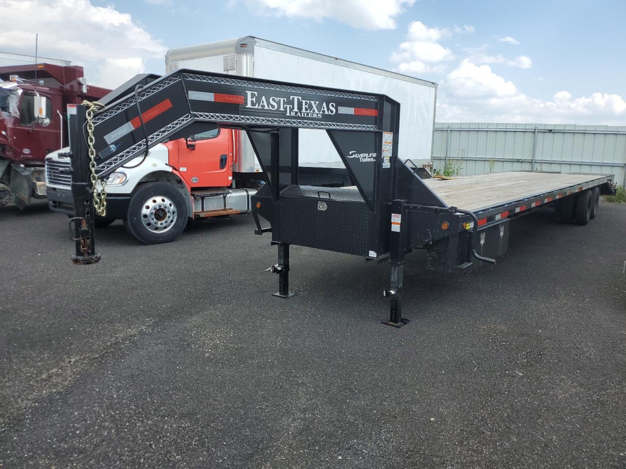 Изображение 2 2023 EAST FLATBD TRL 2023 с VIN 58SGF4024PE033120
