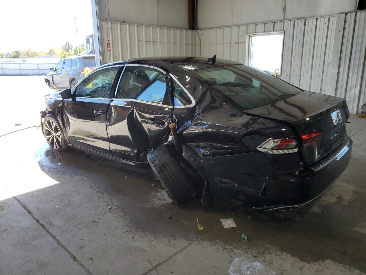 Obraz 2 z 2021 VOLKSWAGEN PASSAT SE 2021 z VIN 1VWSA7A35MC008944