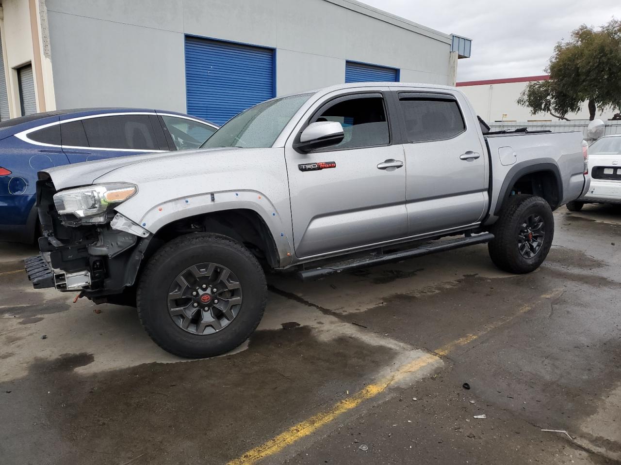 Obraz 1 z 2016 TOYOTA TACOMA DOUBLE CAB 2016 z VIN 3TMAZ5CN2GM003343