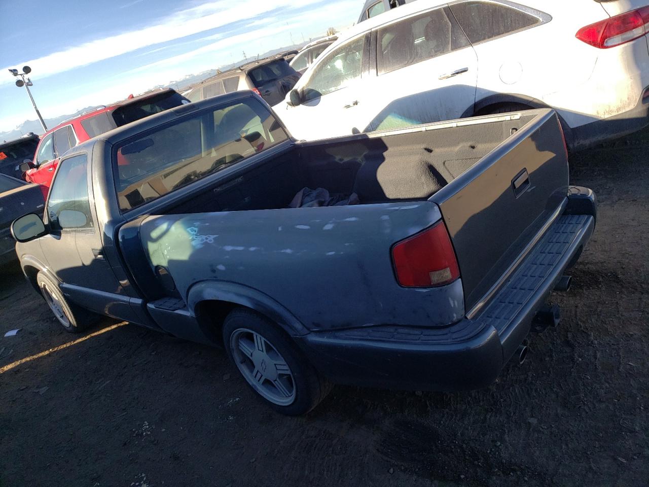 Image 2 of 1997 CHEVROLET S TRUCK S10 1997 with VIN 1GCCS14WXV8171455