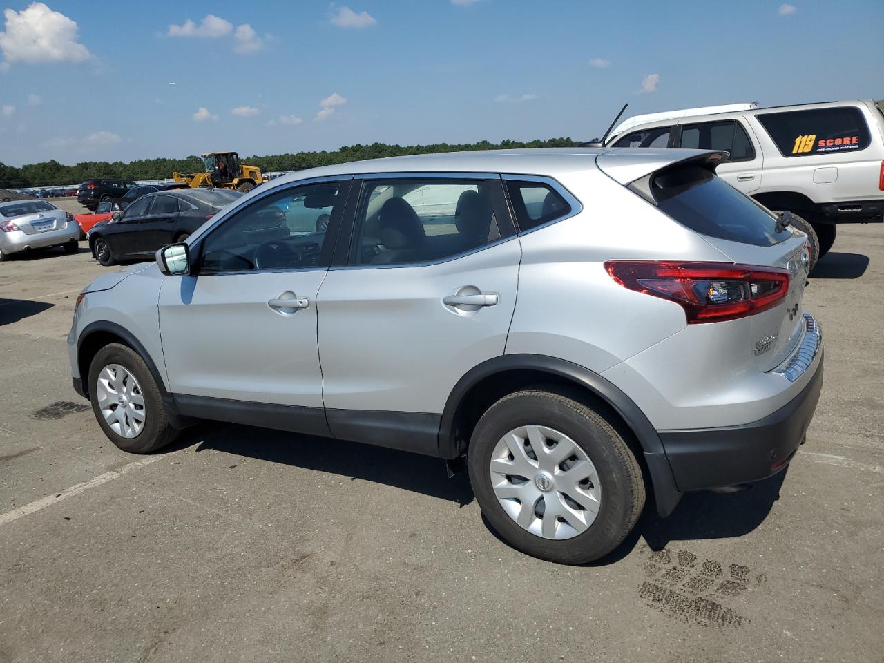 Image 2 of Nissan Rogue Sport S 2020 with VIN JN1BJ1CW9LW644628
