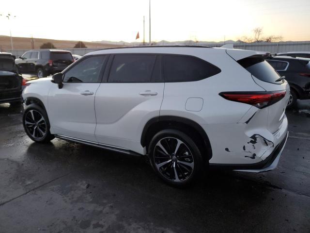 Image 2 of 2021 TOYOTA HIGHLANDER XSE 2021 with VIN 5TDJZRBHXMS122322