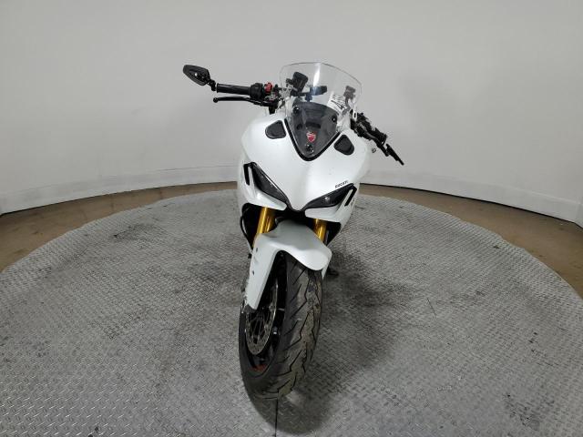 Image 2 of 2023 DUCATI SUPERSPORT  2023 with VIN ZDMVABDS7PB004852