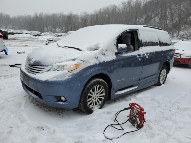 Image 1 of 2015 TOYOTA SIENNA XLE 2015 with VIN 5TDYK3DC4FS626398