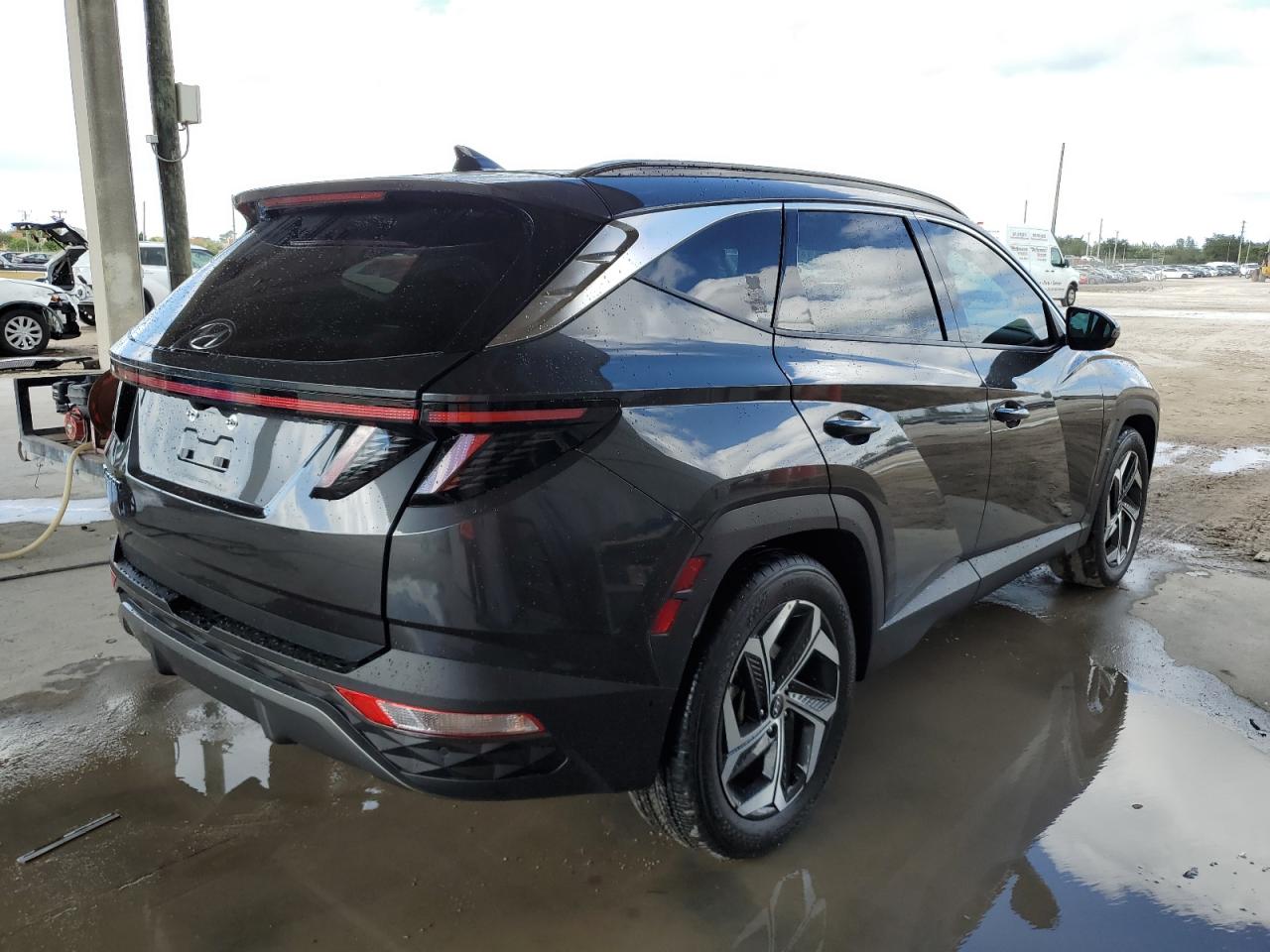 Image 3 of 2023 HYUNDAI TUCSON LIMITED 2023 with VIN 5NMJE3AE4PH246593