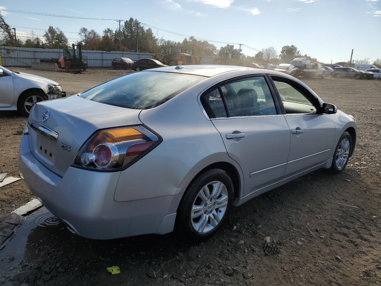 Image 3 of 2010 NISSAN ALTIMA BASE 2010 with VIN 1N4AL2AP6AN550235