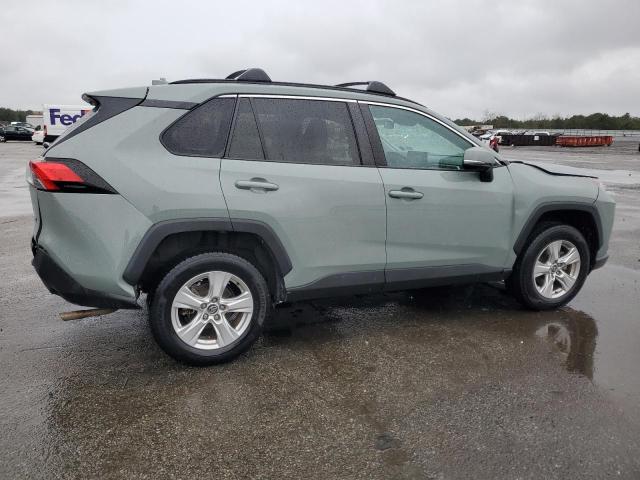 Image 3 of 2020 TOYOTA RAV4 XLE 2020 with VIN 2T3W1RFV2LC051936