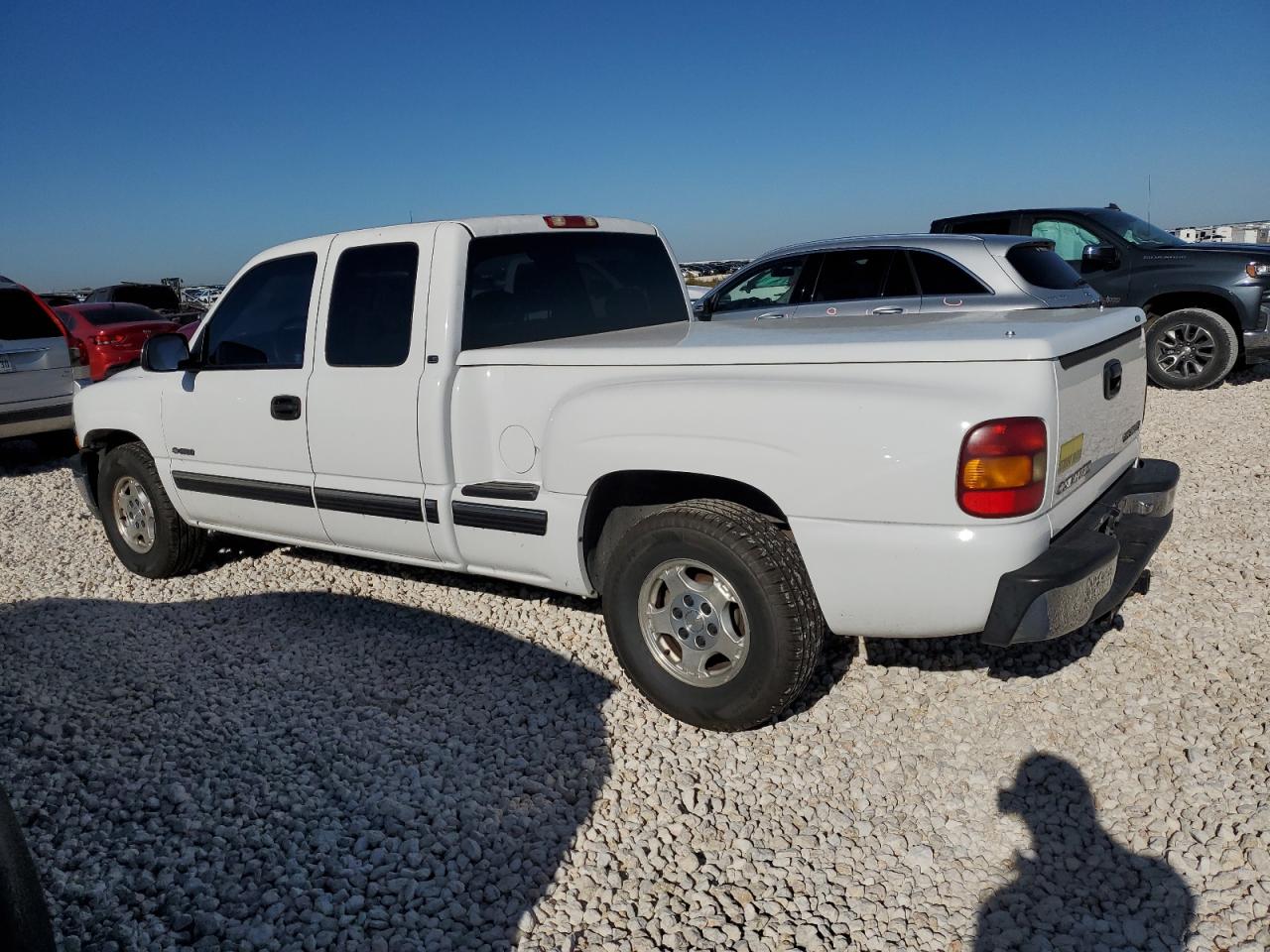 Image 2 of 2001 CHEVROLET SILVERADO C1500 2001 with VIN 2GCEC19T211309619