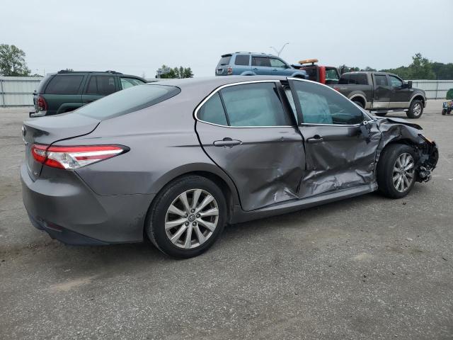 Obraz 3 z 2018 TOYOTA CAMRY L 2018 z VIN 4T1B11HK1JU137519