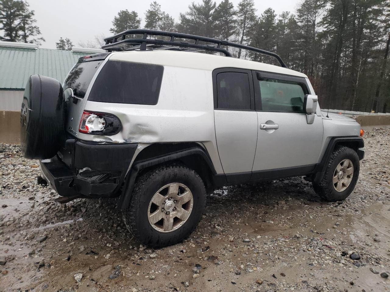 Изображение 3 2007 TOYOTA FJ CRUISER  2007 с VIN JTEBU11F170046335