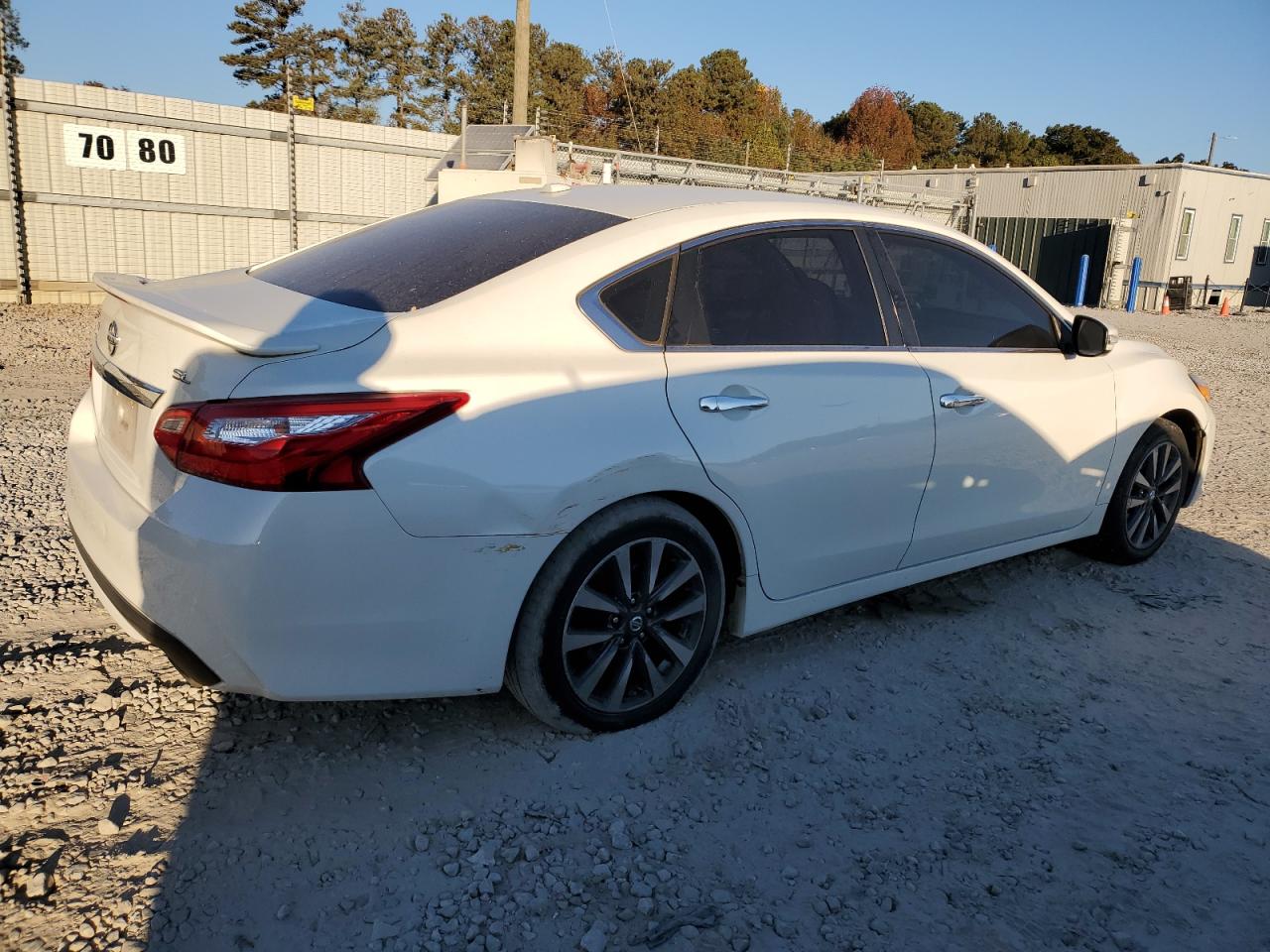 Obraz 3 z 2017 NISSAN ALTIMA 2.5 2017 z VIN 1N4AL3AP9HC214087