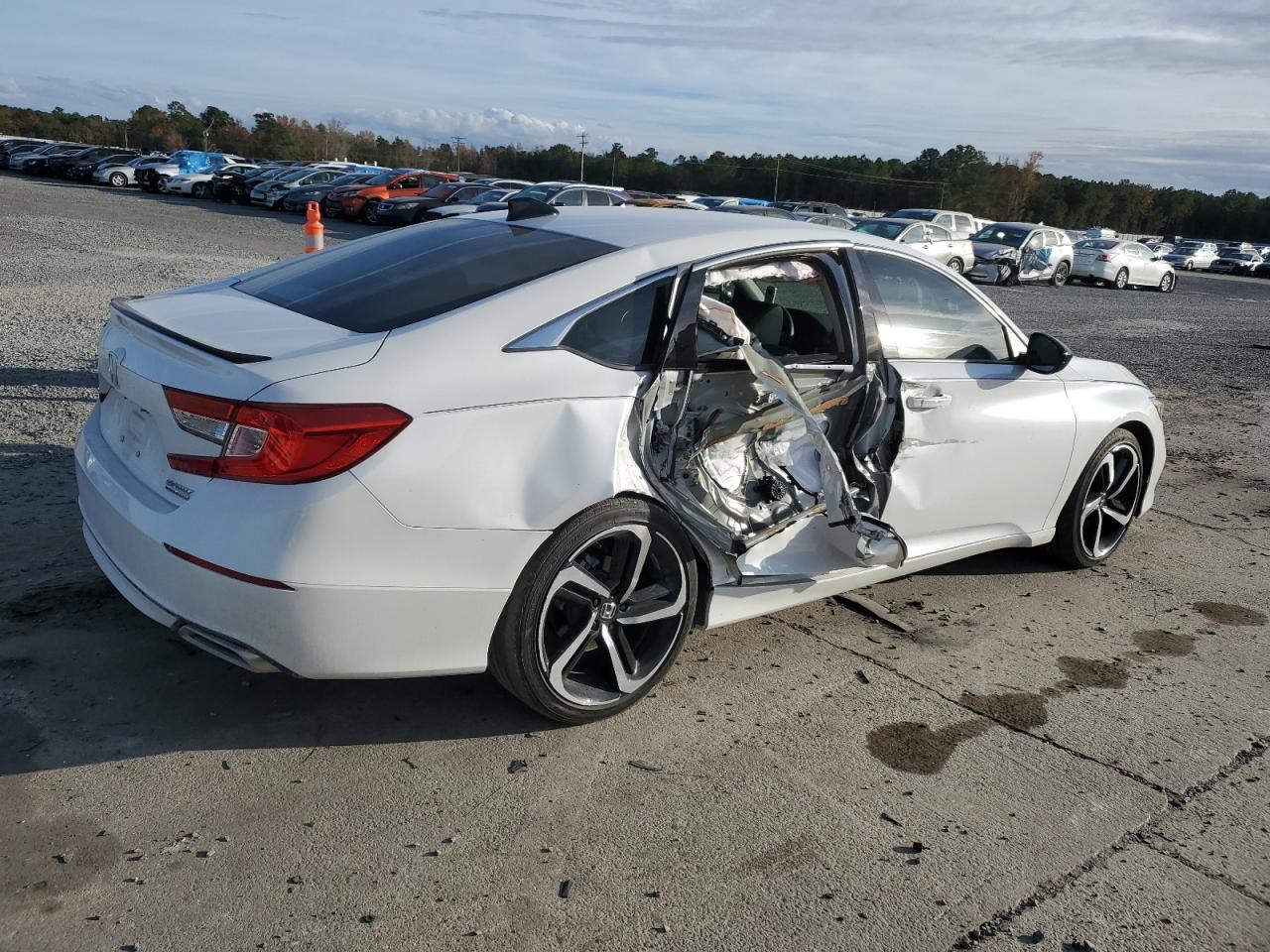 Изображение 3 2022 HONDA ACCORD SPORT SE 2022 с VIN 1HGCV1F41NA072097