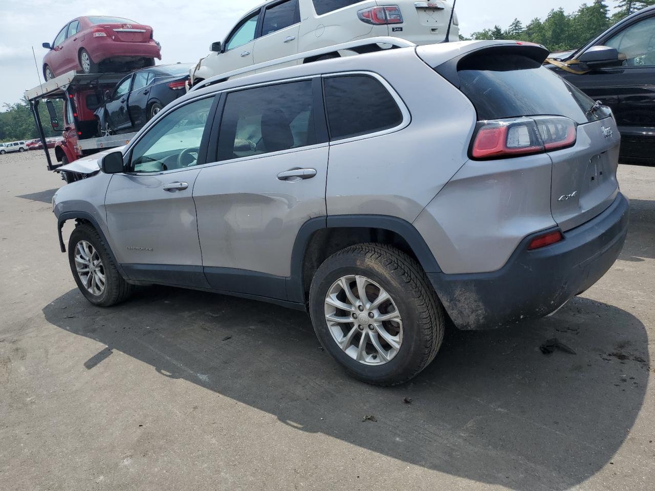 Image 2 of 2019 JEEP CHEROKEE LATITUDE 2019 with VIN 1C4PJMCX9KD377806