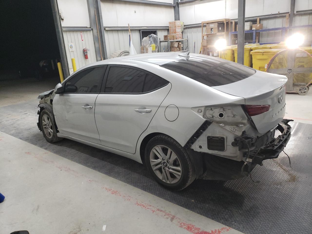 Image 2 of 2020 HYUNDAI ELANTRA SEL 2020 with VIN 5NPD84LF5LH537634