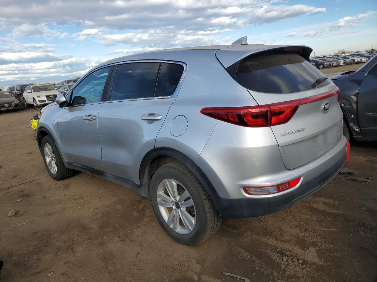 Image 2 of 2017 KIA SPORTAGE LX 2017 with VIN KNDPMCAC7H7276725