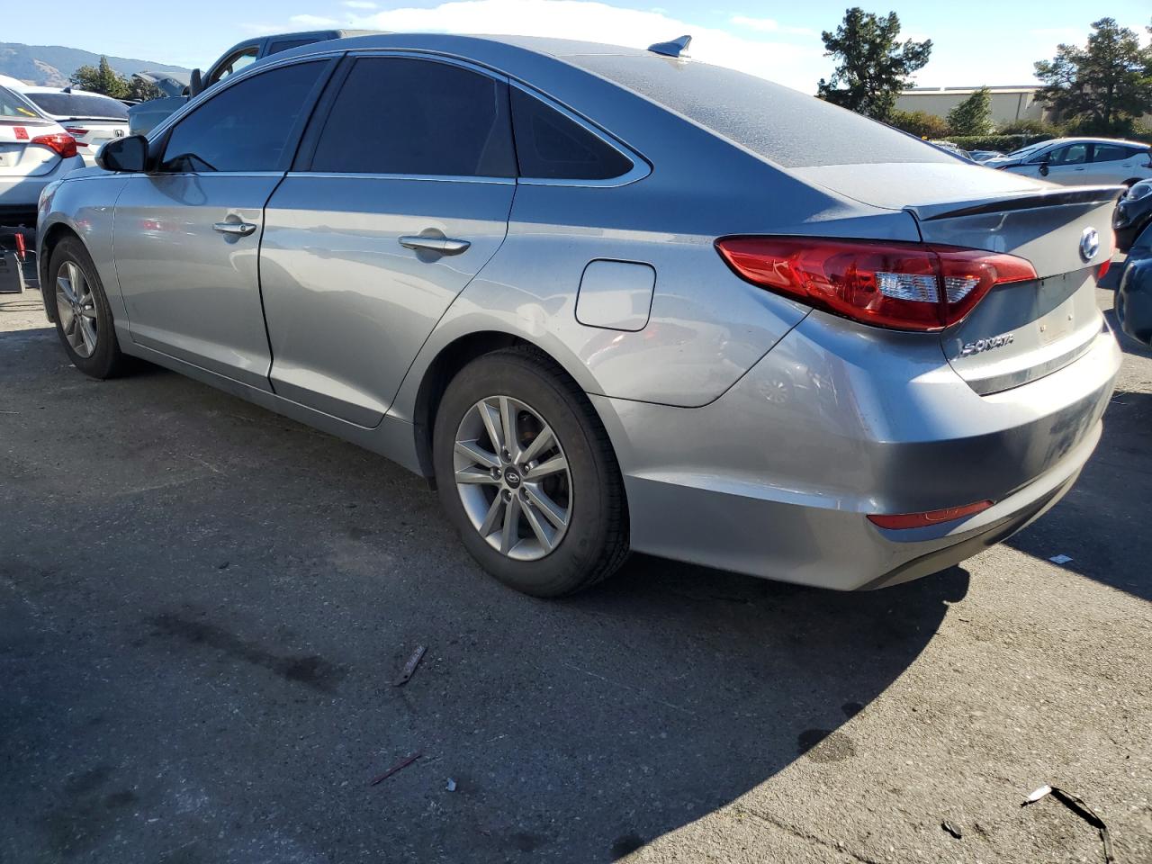 Изображение 2 2016 HYUNDAI SONATA SE 2016 с VIN 5NPE24AF1GH291311