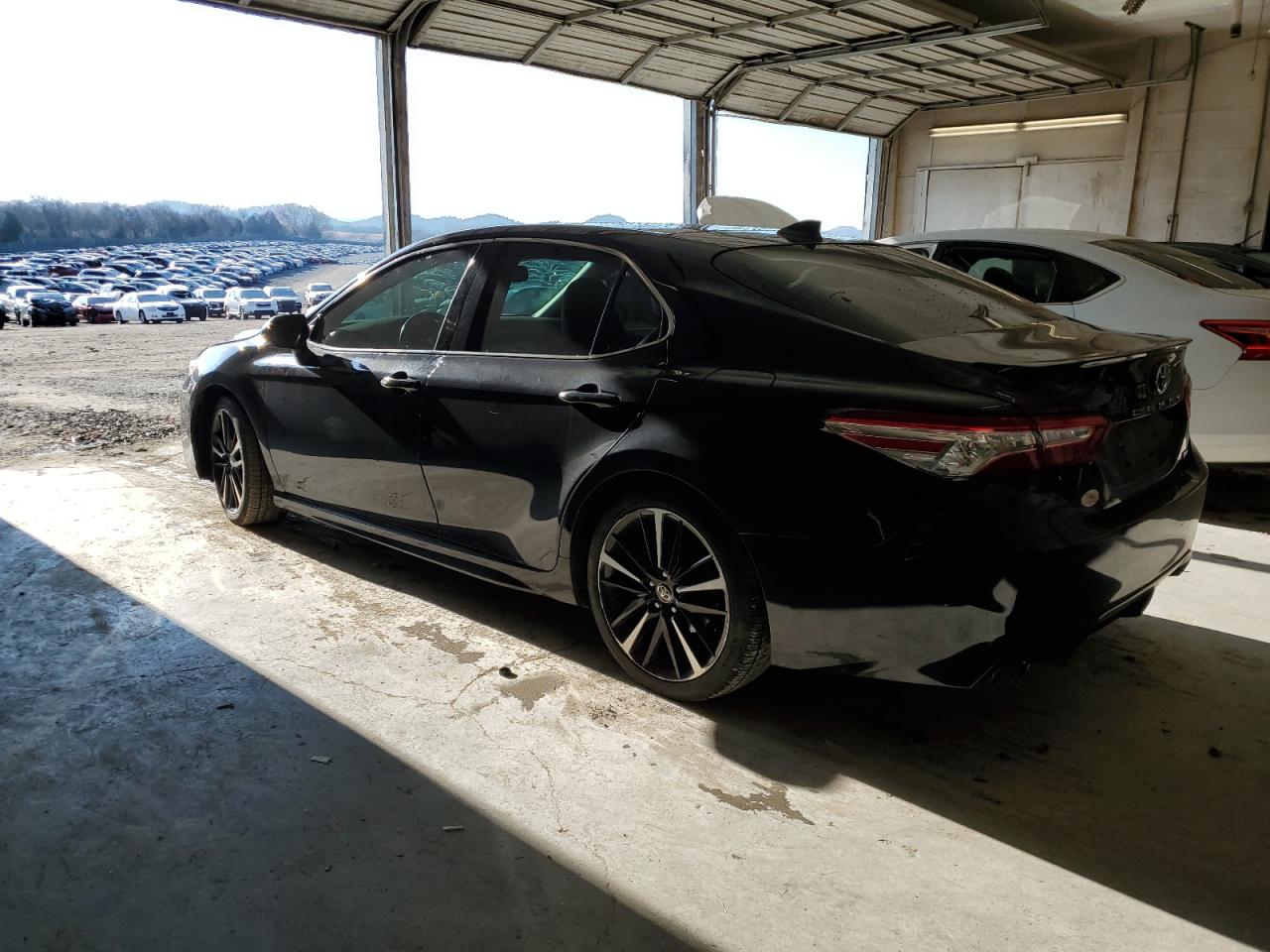 Изображение 2 2020 TOYOTA CAMRY XSE 2020 с VIN 4T1K61AK2LU510646