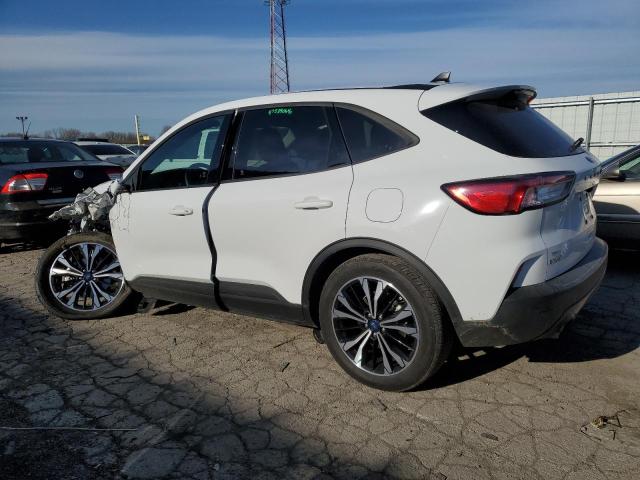 Image 2 of 2022 FORD ESCAPE SE 2022 with VIN 1FMCU0BZ3NUA11552