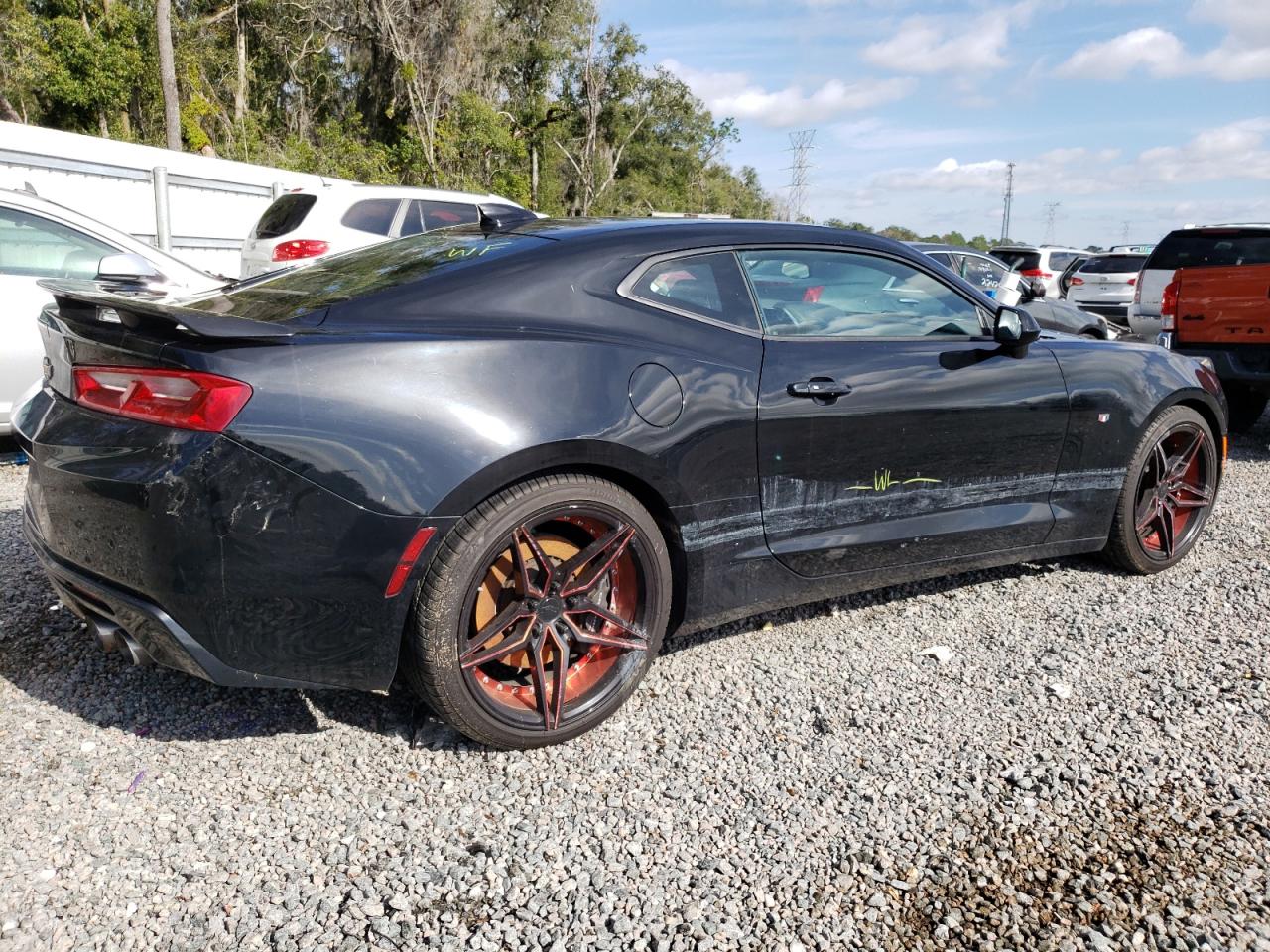 Image 3 of 2018 CHEVROLET CAMARO SS 2018 with VIN 1G1FH1R78J0116131
