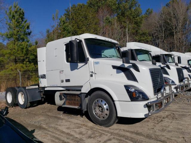 Изображение 1 2012 VOLVO VN VNL 2012 с VIN 4V4NC9EH9CN561860