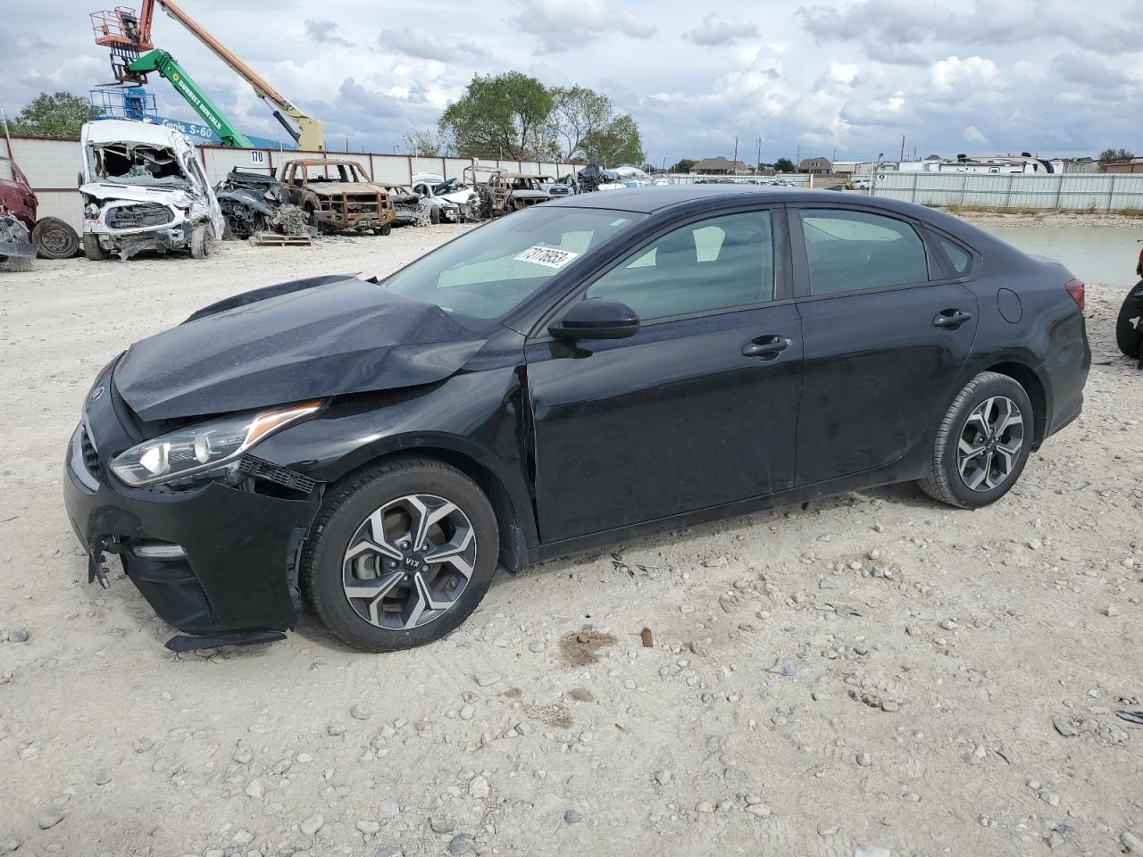 Image 1 of 2019 KIA FORTE FE 2019 with VIN 3KPF24AD1KE038022