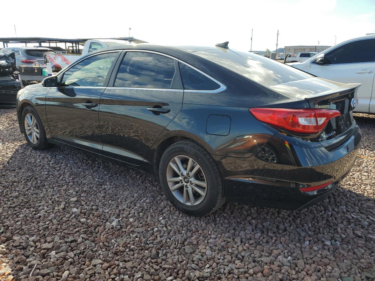 Image 2 of 2015 HYUNDAI SONATA SE 2015 with VIN 5NPE24AF4FH164356