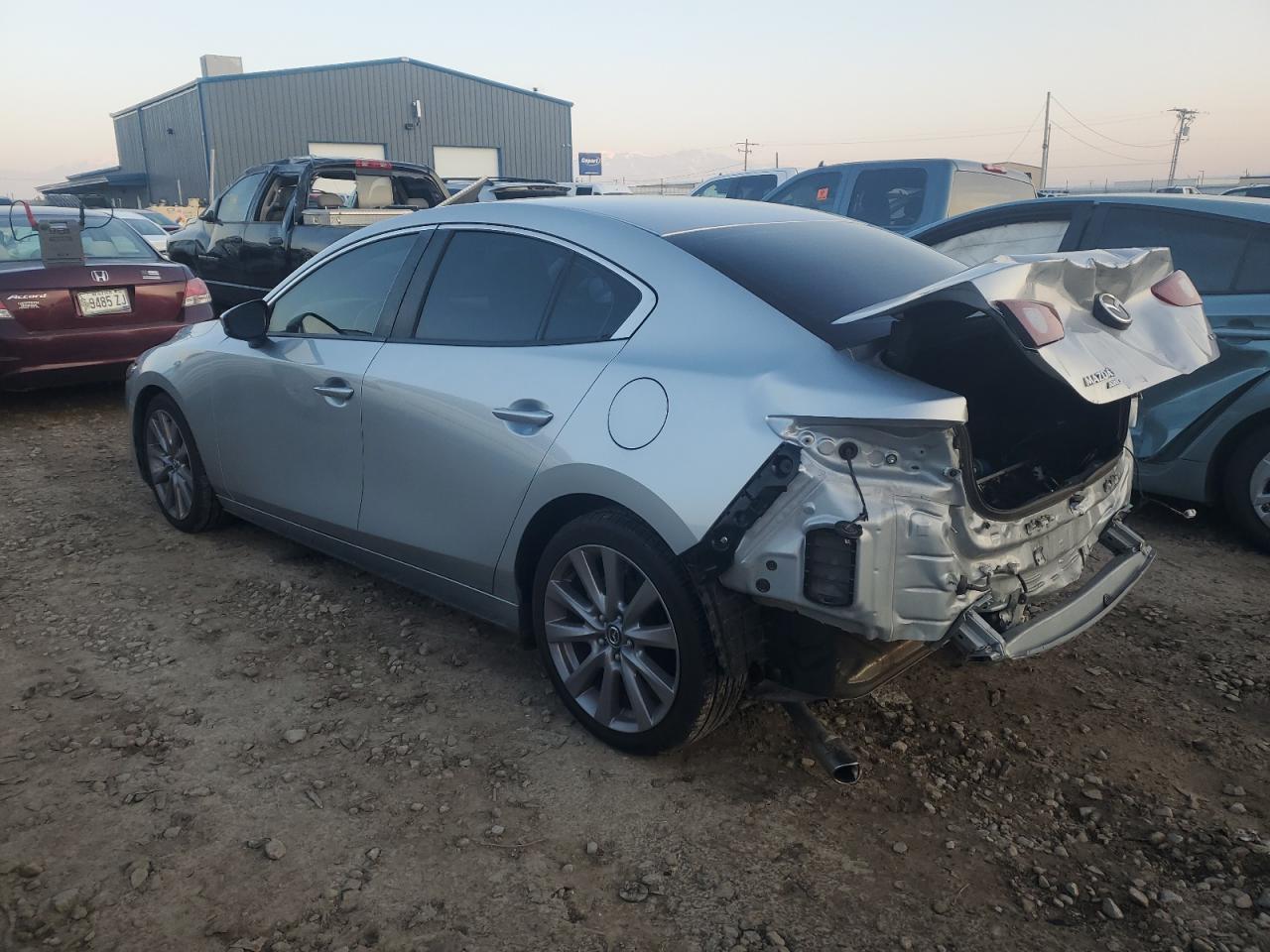Image 2 of 2019 MAZDA 3 SELECT 2019 with VIN JM1BPBAM9K1117364
