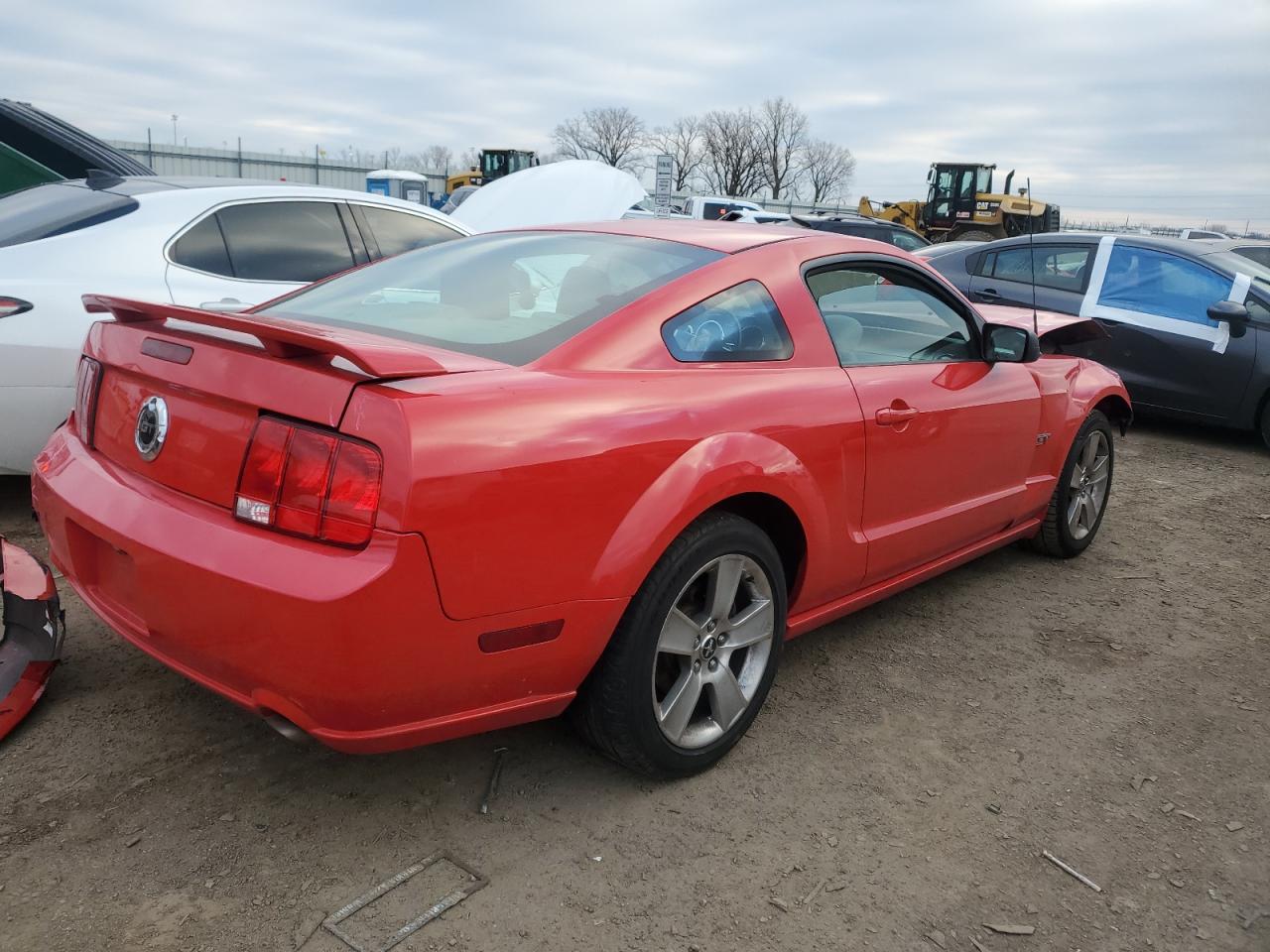 Obraz 3 z 2006 FORD MUSTANG GT 2006 z VIN 1ZVHT82H465204708