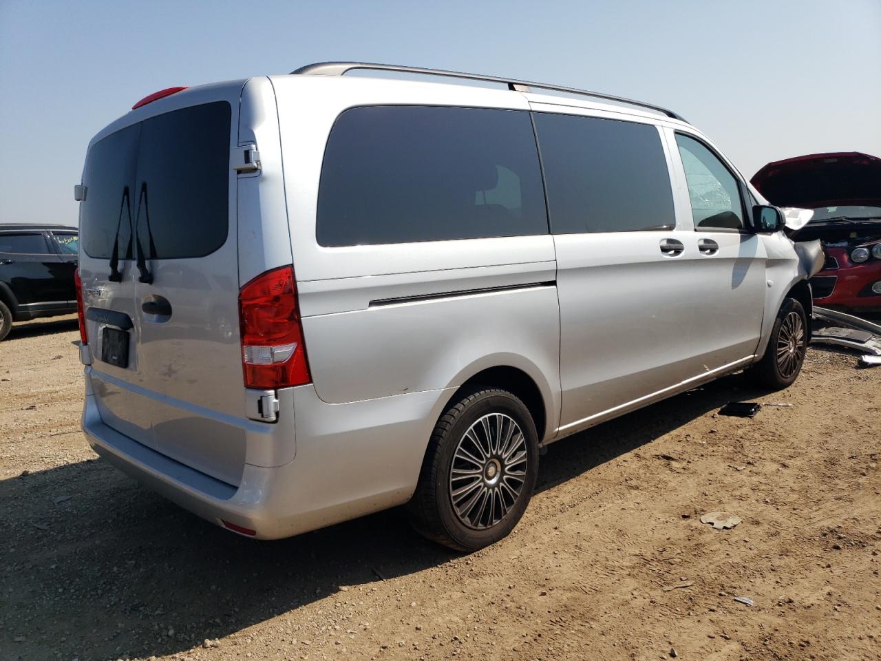 Image 3 of 2019 MERCEDES-BENZ METRIS  2019 with VIN WD4PG2EE1K3535789