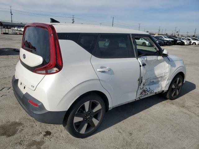 Obraz 3 z 2020 KIA SOUL EX 2020 z VIN KNDJ33AUXL7093863