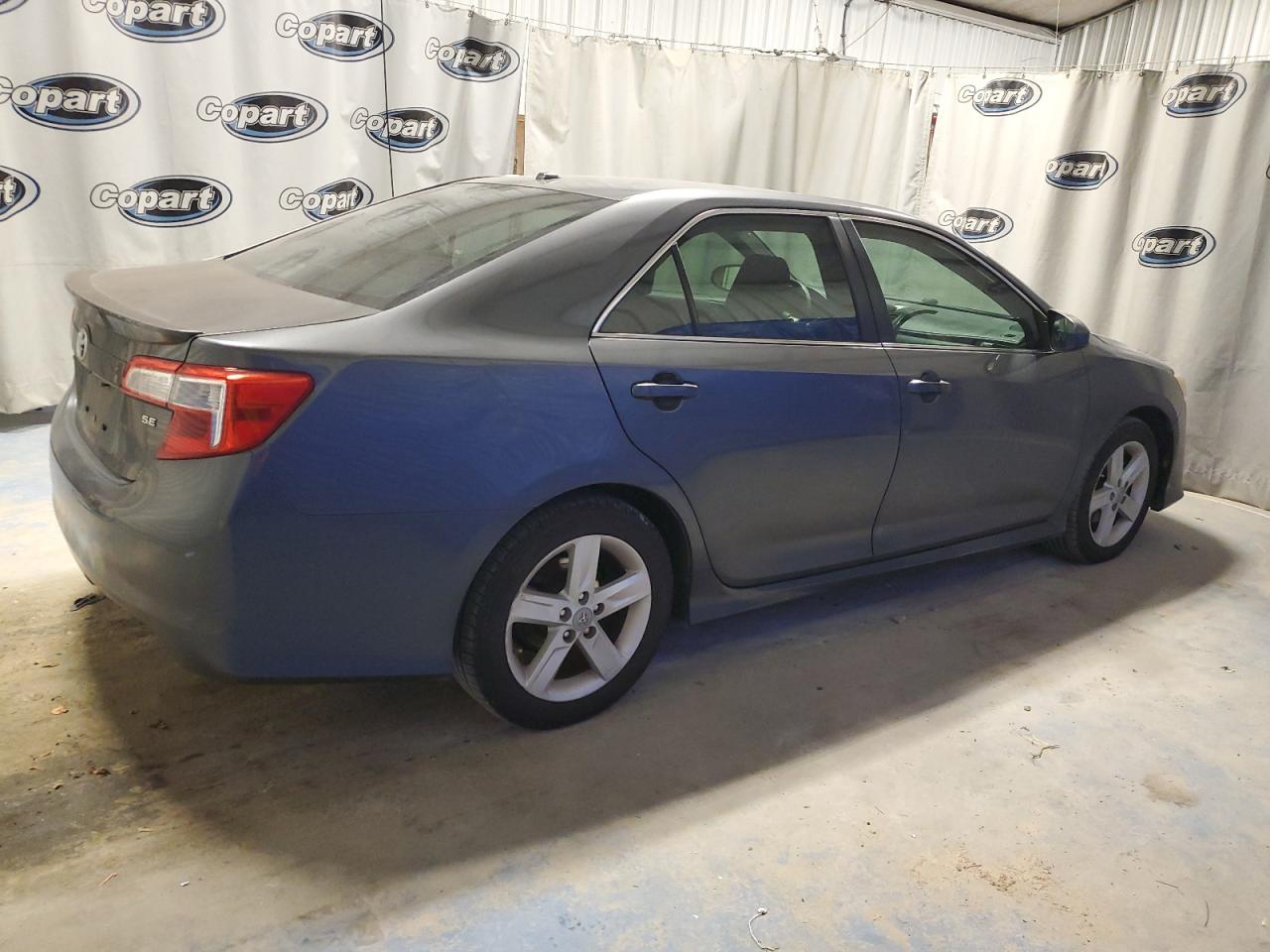 Obraz 3 z 2013 TOYOTA CAMRY L 2013 z VIN 4T1BF1FK2DU212074