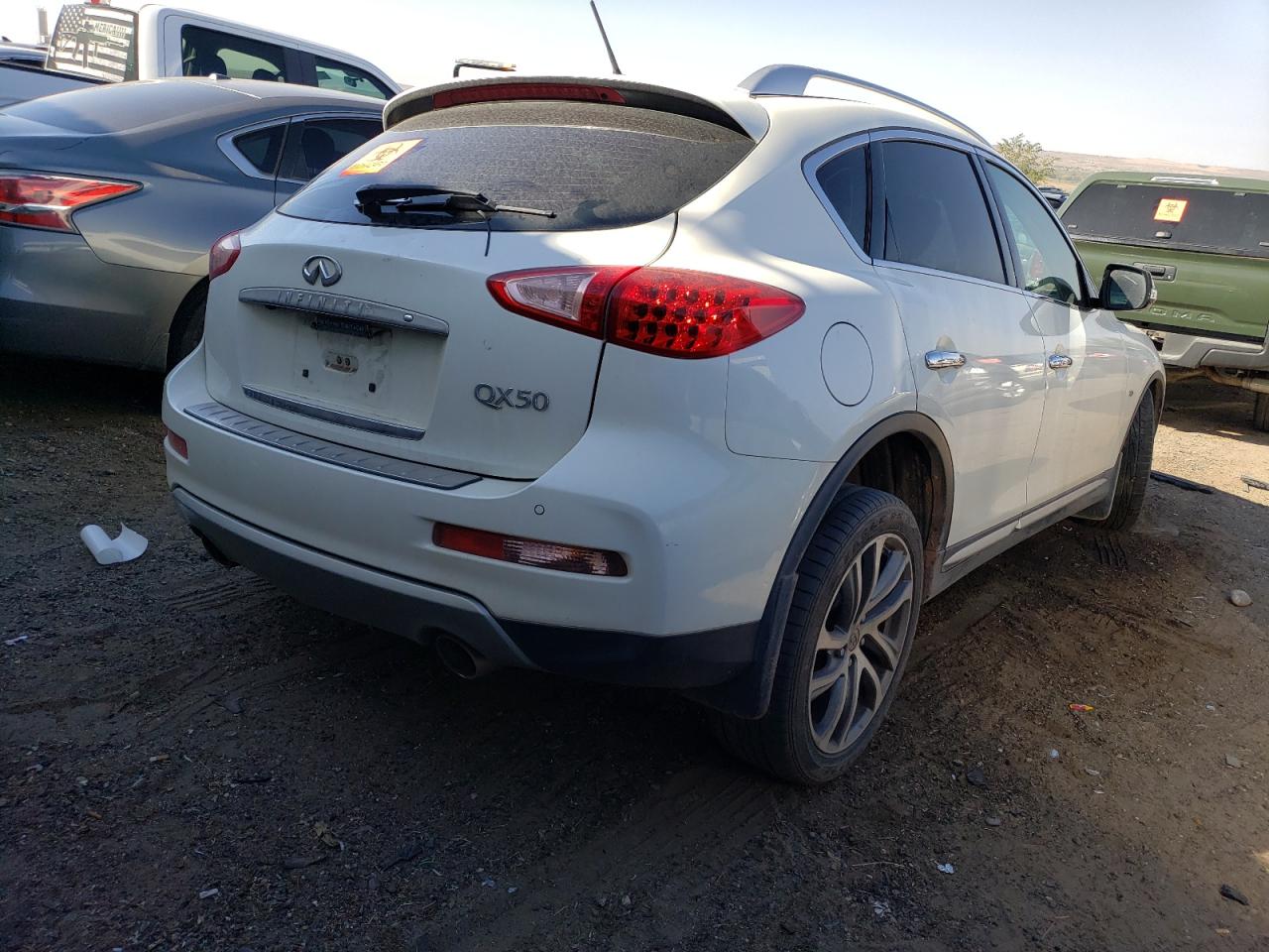 Obraz 3 z 2016 INFINITI QX50  2016 z VIN JN1BJ0RP4GM233973