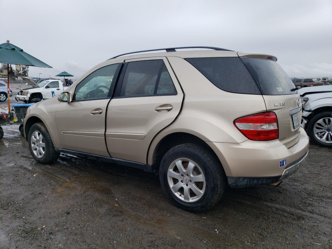 Image 2 of 2006 MERCEDES-BENZ ML 350 2006 with VIN 4JGBB86E76A054091