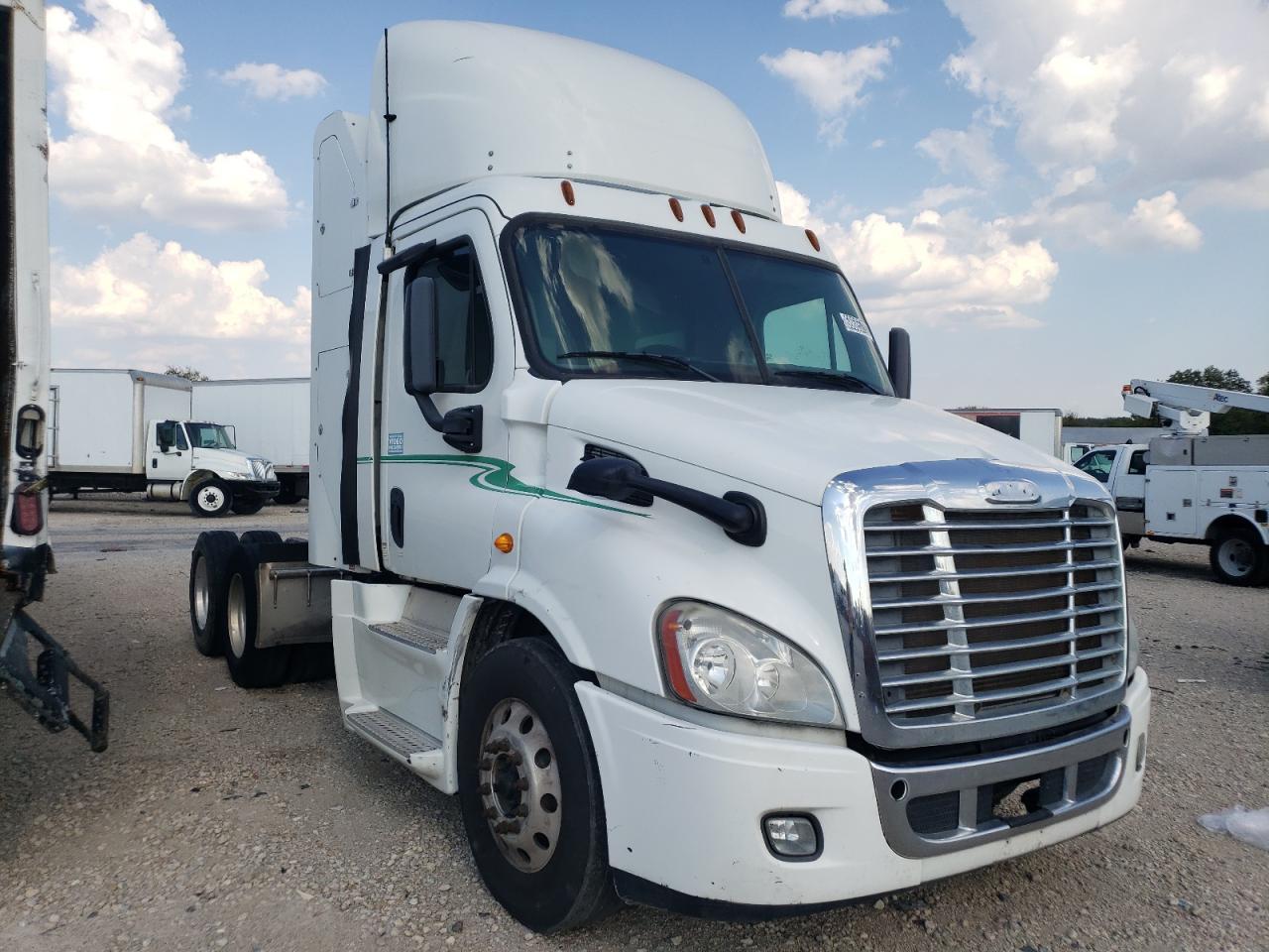Obraz 1 z 2014 FREIGHTLINER CASCADIA 113  2014 z VIN 1FUJGBD98ELFV5767