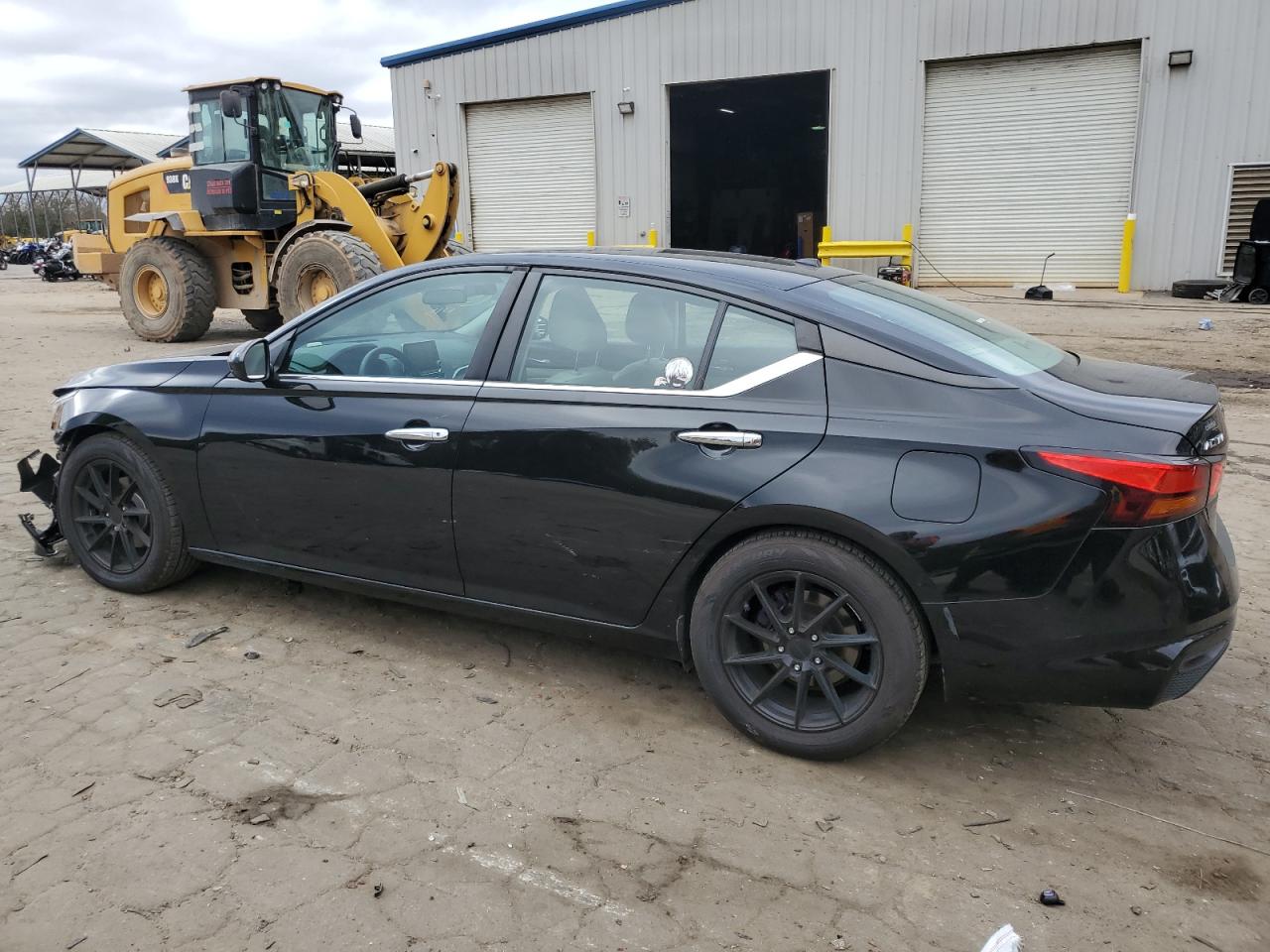 Изображение 2 2020 NISSAN ALTIMA S 2020 с VIN 1N4BL4BV2LC117233