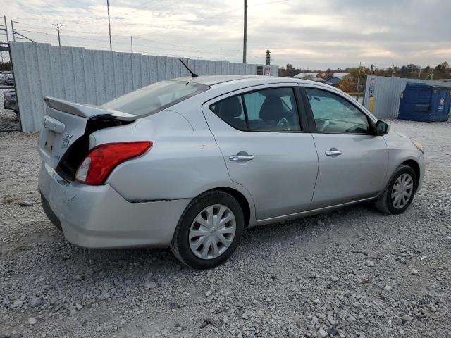 Obraz 3 z 2016 NISSAN VERSA S 2016 z VIN 3N1CN7AP7GL851215